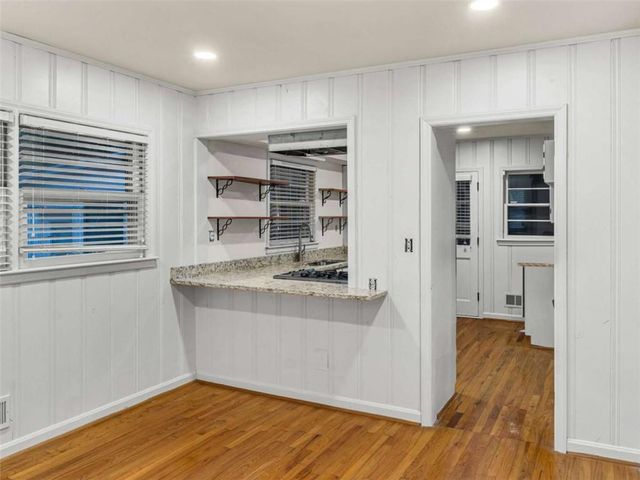 2560 Wood Valley Drive, East Point, GA 30344