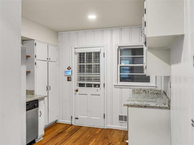 2560 Wood Valley Drive, East Point, GA 30344