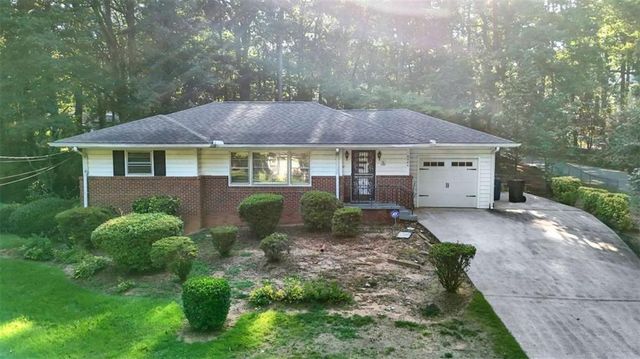 2560 Wood Valley Drive, East Point, GA 30344
