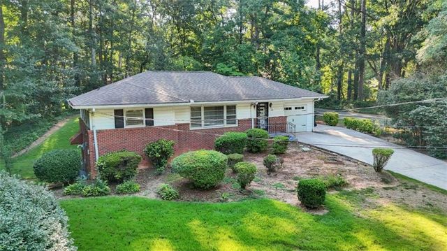2560 Wood Valley Drive, East Point, GA 30344