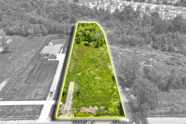 54654 Washington Street, Chesterfield Twp, MI 48047