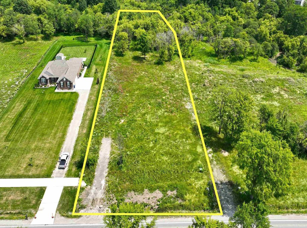 54654 Washington Street, Chesterfield Twp, MI 48047