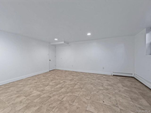 33-05 143rd Street 1405, Flushing, NY 11354