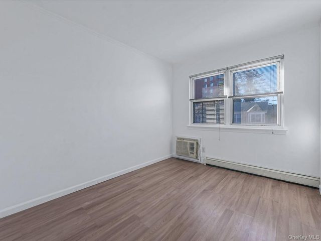 33-05 143rd Street 1405, Flushing, NY 11354