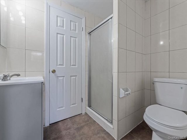 33-05 143rd Street 1405, Flushing, NY 11354