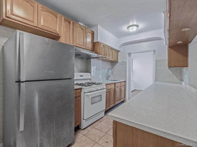 33-05 143rd Street 1405, Flushing, NY 11354