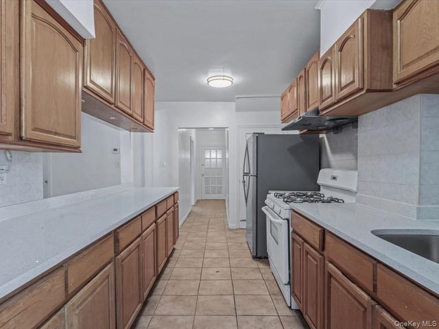 33-05 143rd Street 1405, Flushing, NY 11354