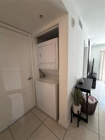 2536 NW 24th St 3F, Miami, FL 33142