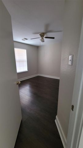 11926 Prior Park Drive, Houston, TX 77047