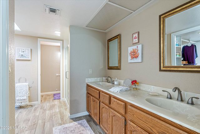 7232 E Ashling Lane, Tucson, AZ 85715