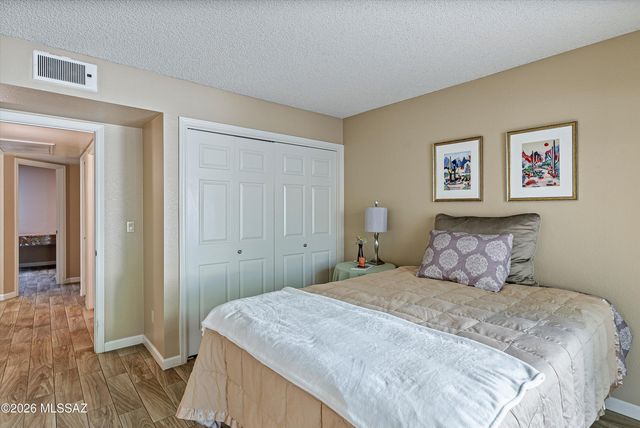 7232 E Ashling Lane, Tucson, AZ 85715