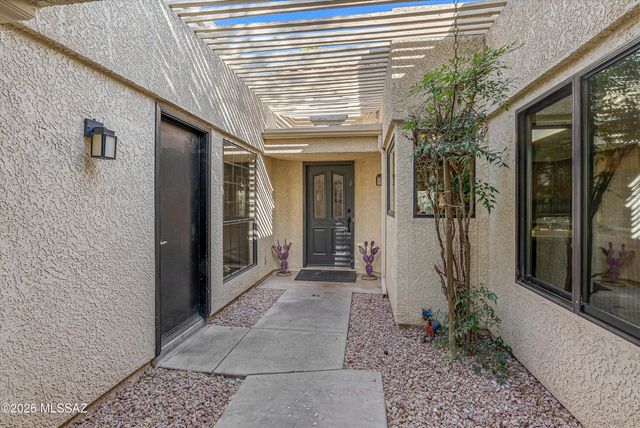 7232 E Ashling Lane, Tucson, AZ 85715