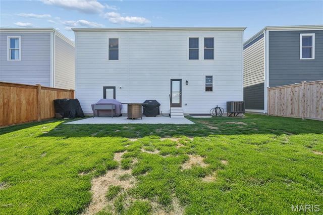 3204 Pirogue Street, St Charles, MO 63301
