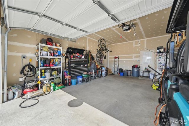 3204 Pirogue Street, St Charles, MO 63301