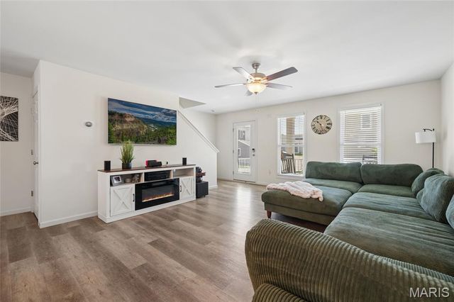 3204 Pirogue Street, St Charles, MO 63301