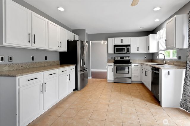 4014 219th Street E, Spanaway, WA 98387