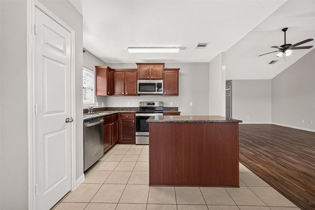 38206 S Lost Creek Boulevard, Magnolia, TX 77355