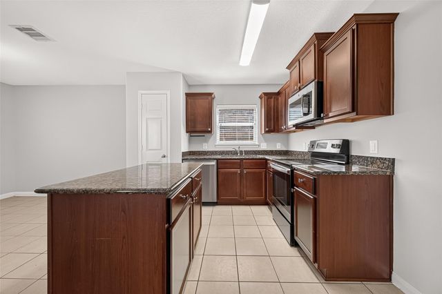 38206 S Lost Creek Boulevard, Magnolia, TX 77355