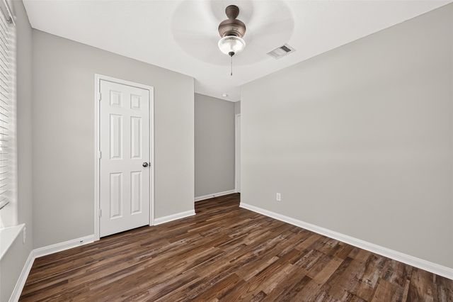 38206 S Lost Creek Boulevard, Magnolia, TX 77355