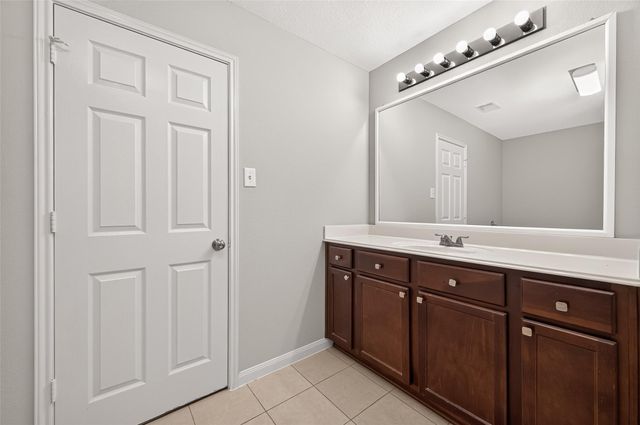 38206 S Lost Creek Boulevard, Magnolia, TX 77355
