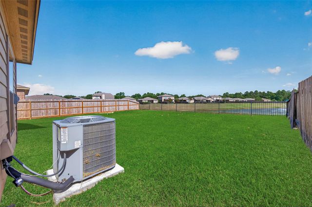 38206 S Lost Creek Boulevard, Magnolia, TX 77355