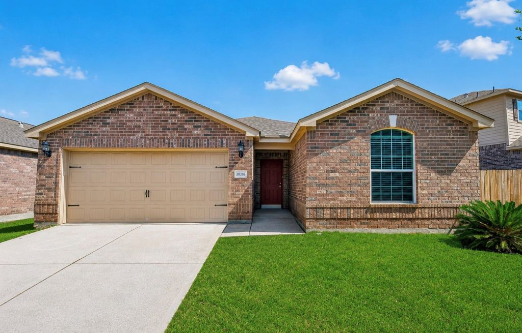 38206 S Lost Creek Boulevard, Magnolia, TX 77355