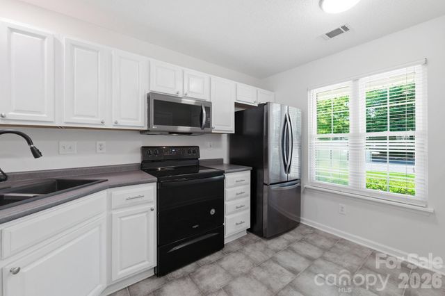 3028 Mayer House Court, Charlotte, NC 28214