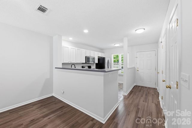 3028 Mayer House Court, Charlotte, NC 28214