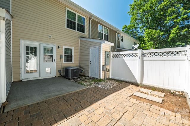 3028 Mayer House Court, Charlotte, NC 28214