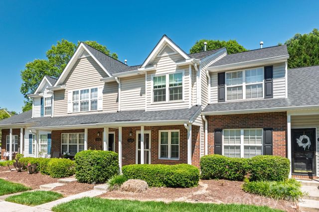 3028 Mayer House Court, Charlotte, NC 28214