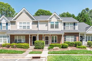 3028 Mayer House Court, Charlotte, NC 28214