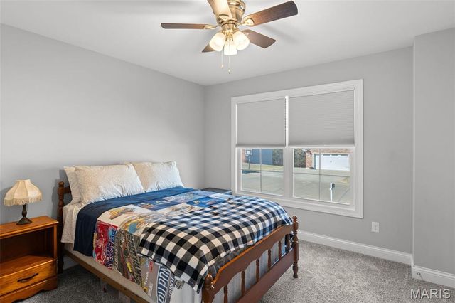 116 Walnut Hill Court, Washington, MO 63090