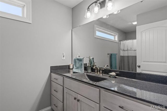 116 Walnut Hill Court, Washington, MO 63090