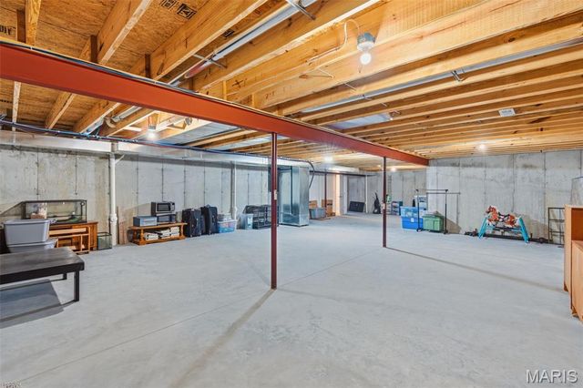 116 Walnut Hill Court, Washington, MO 63090