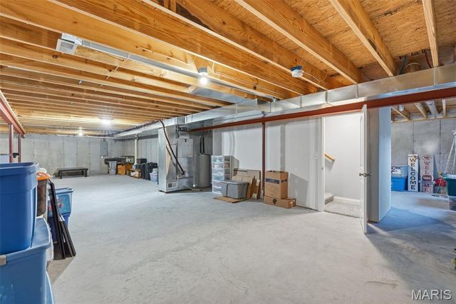 116 Walnut Hill Court, Washington, MO 63090