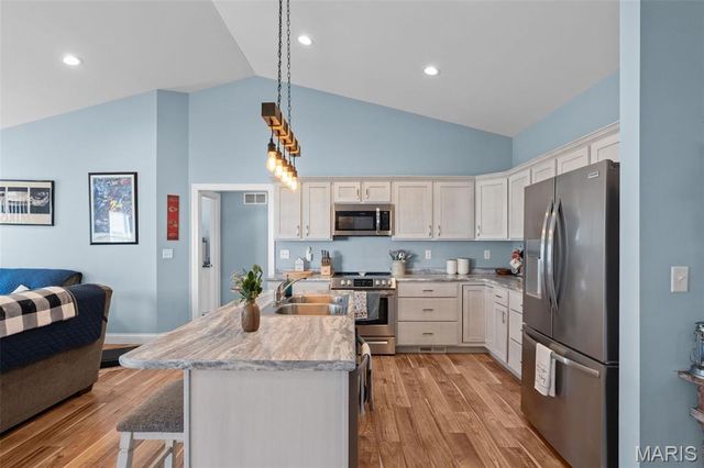 116 Walnut Hill Court, Washington, MO 63090