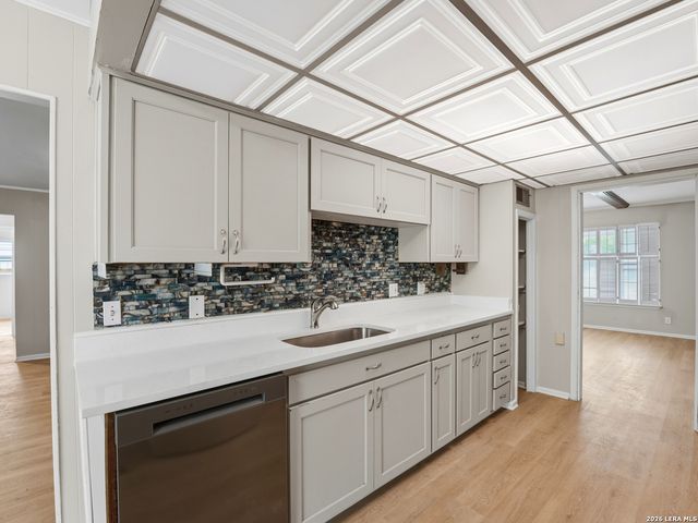 2735 WALEETKA ST, San Antonio, TX 78210