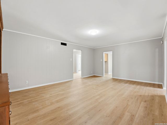 2735 WALEETKA ST, San Antonio, TX 78210