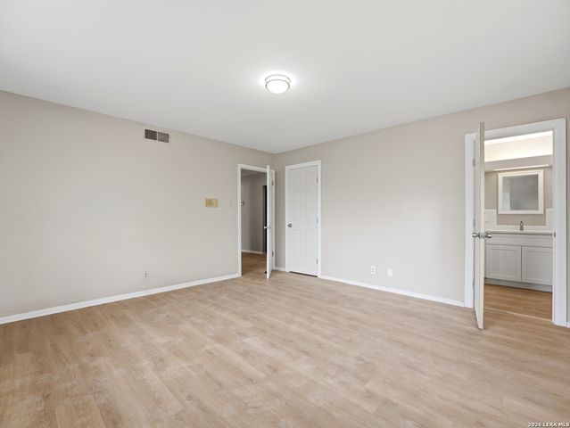 2735 WALEETKA ST, San Antonio, TX 78210