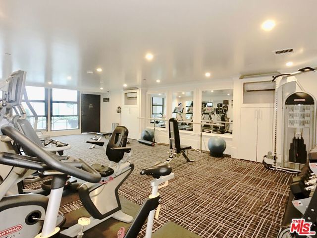 1645 Vine Street 711, Los Angeles, CA 90028