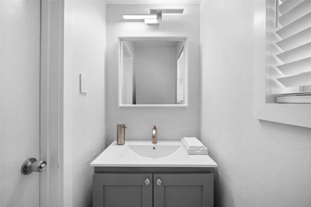 7615 Del Rey Lane, Houston, TX 77071