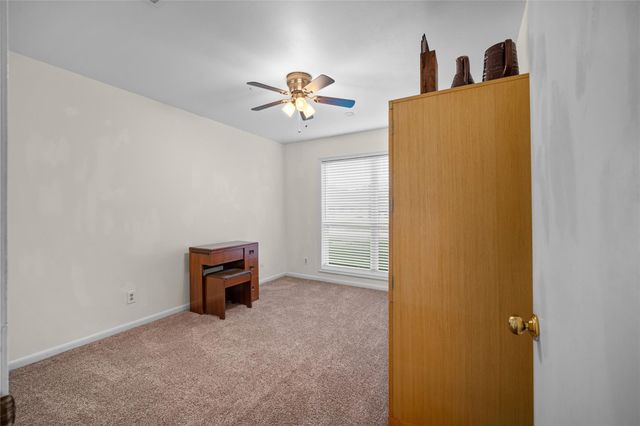 7615 Del Rey Lane, Houston, TX 77071