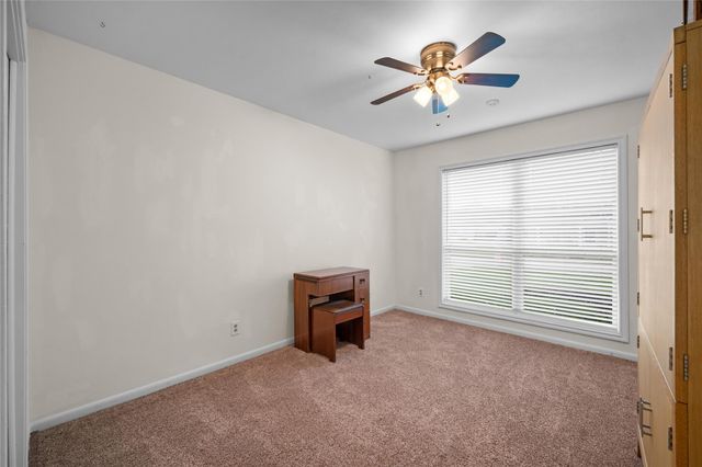 7615 Del Rey Lane, Houston, TX 77071