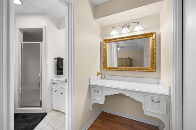 7615 Del Rey Lane, Houston, TX 77071