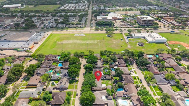 7615 Del Rey Lane, Houston, TX 77071