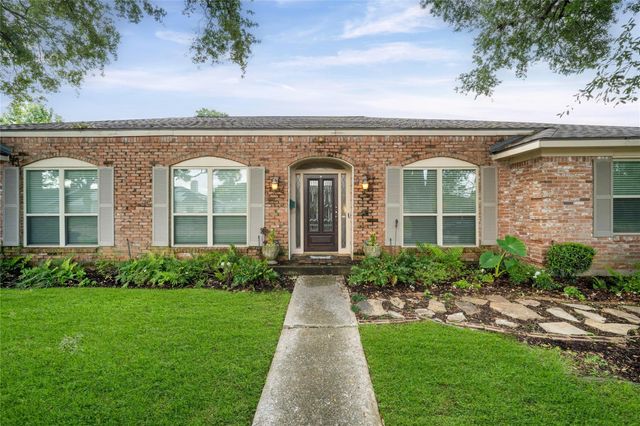 7615 Del Rey Lane, Houston, TX 77071