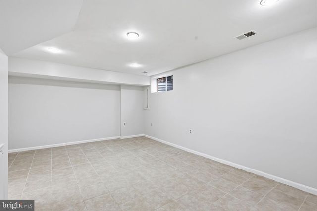 5001 LAMBSGATE LN, Woodbridge, VA 22193