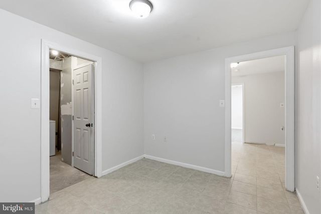 5001 LAMBSGATE LN, Woodbridge, VA 22193