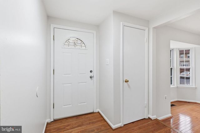 5001 LAMBSGATE LN, Woodbridge, VA 22193