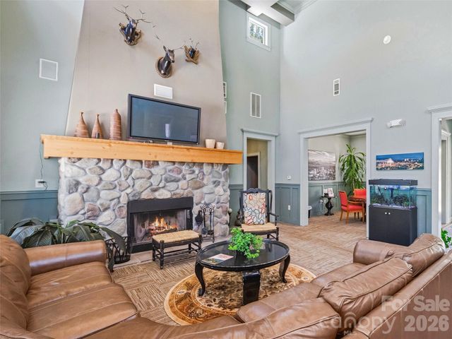 200 Vista Lake Drive 301, Candler, NC 28715